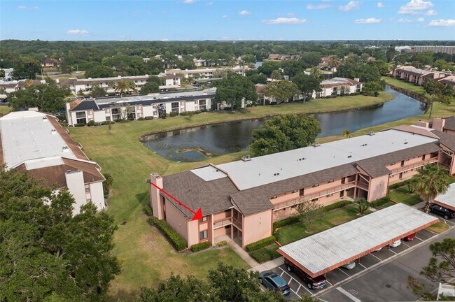 Foto del edificio - 102 Lakeside Dr