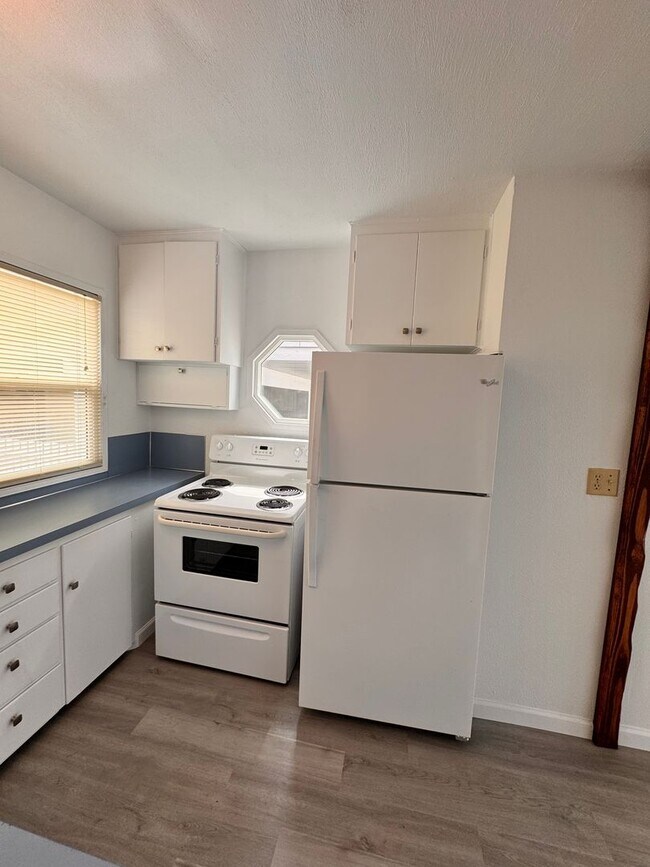 Foto del edificio - 1533 NE Hollis St