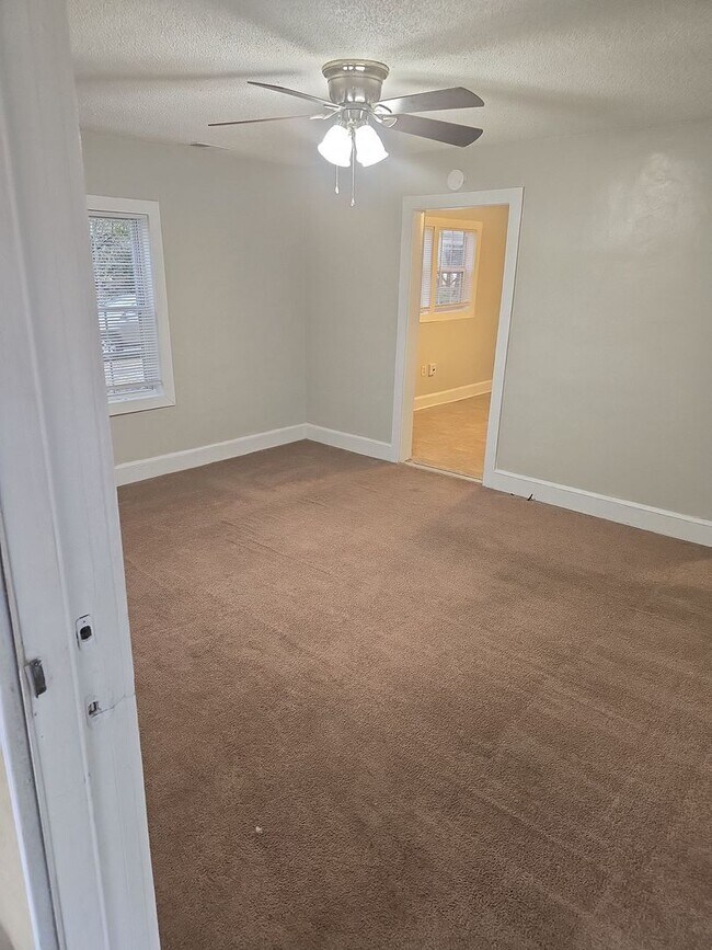 Foto del edificio - 3 Bedroom 2 bath house Near Prisma Health