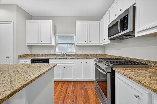 Building Photo - 11510 Main Ash Dr