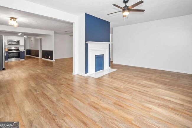 Building Photo - 209 N Lee St