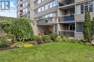 Building Photo - 60-660 McLeod St