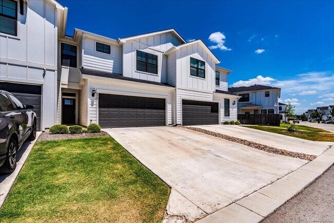 Foto del edificio - 496 Fieldwood Dr