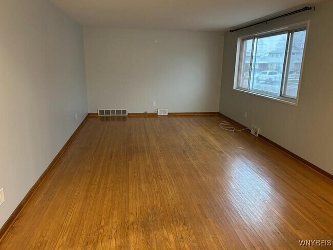 Foto del edificio - 154 Joseph Dr