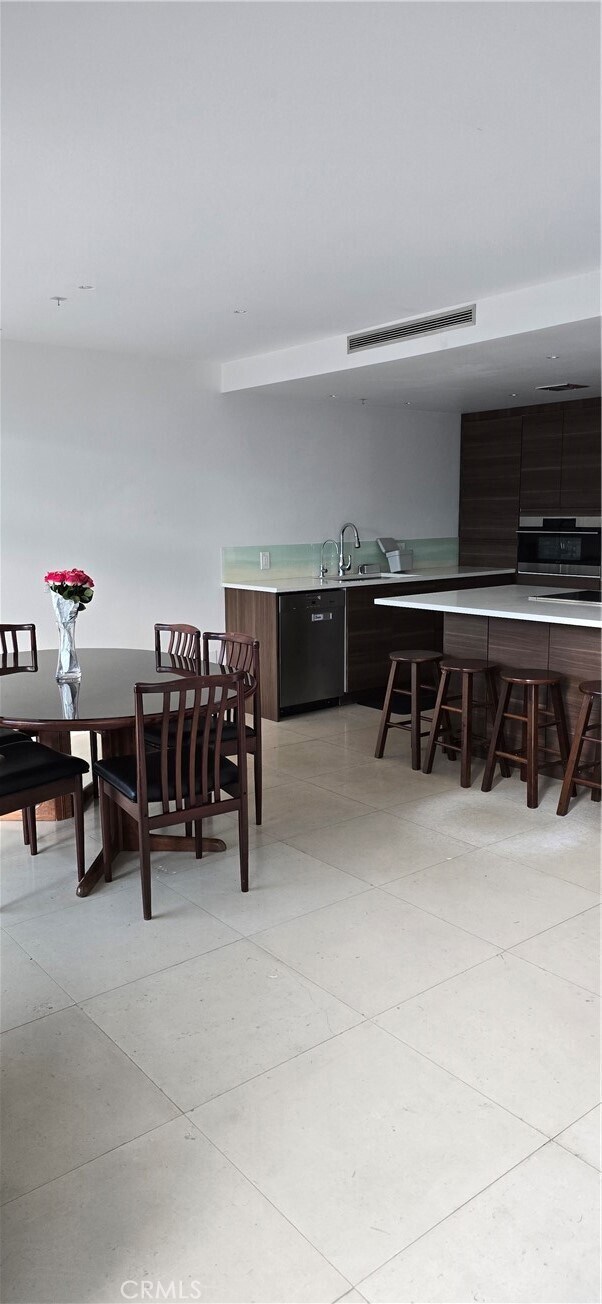 Foto del edificio - 5224 Walnut Ave
