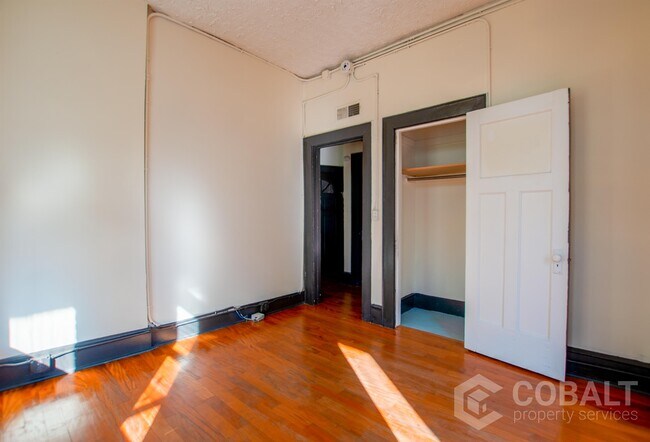 Foto del edificio - 131 Ralph McGill Blvd NE