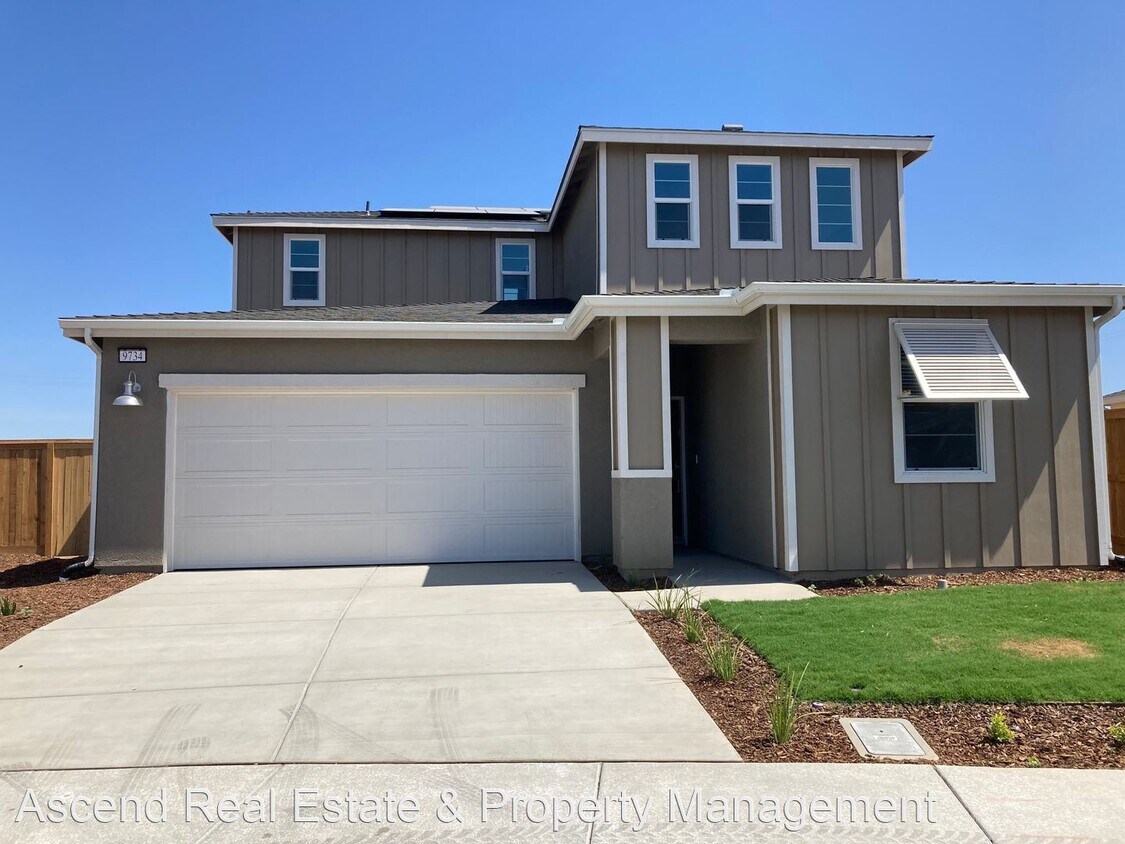 4 br, 3 bath House 9734 Cotton Creek Dr House Rental in Shafter, CA