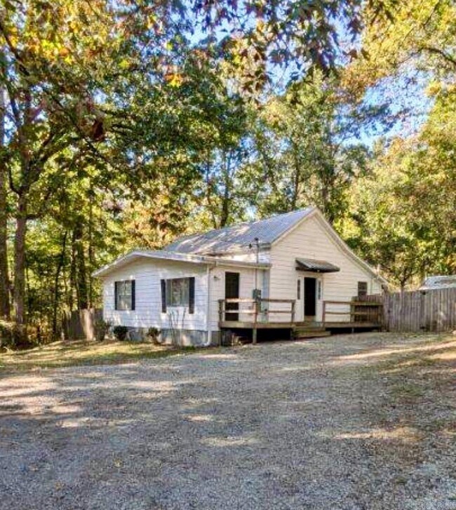 Building Photo - 1314 S Summit Rd