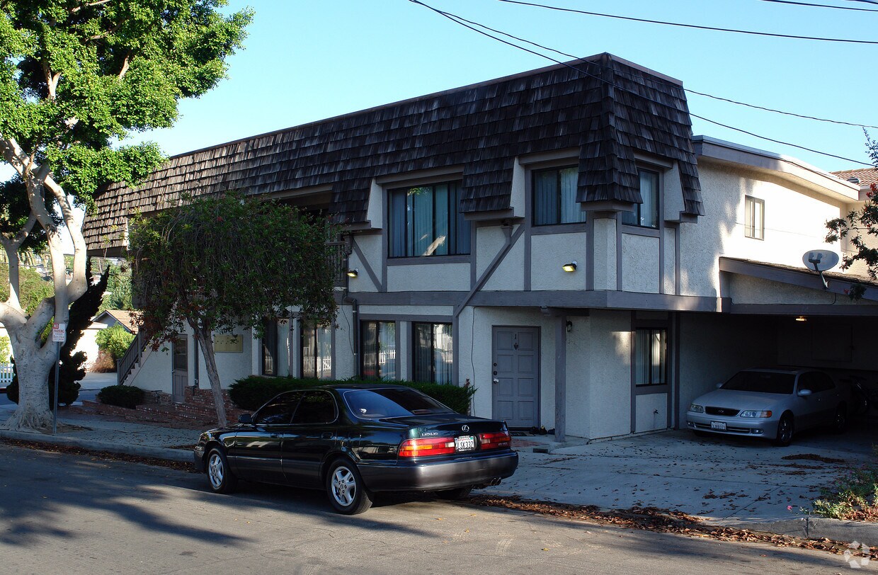 Building Photo - 702 Virginia St