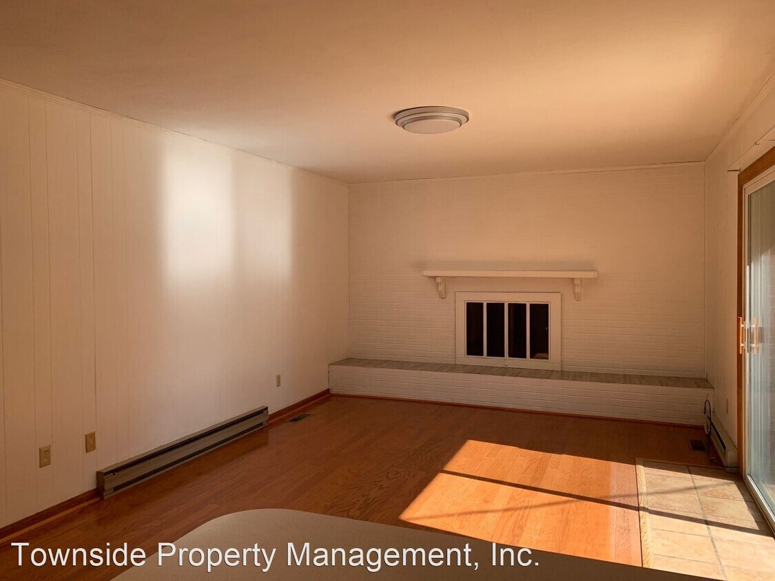 Foto principal - 3 br, 1.5 bath House - 807 Broce Drive