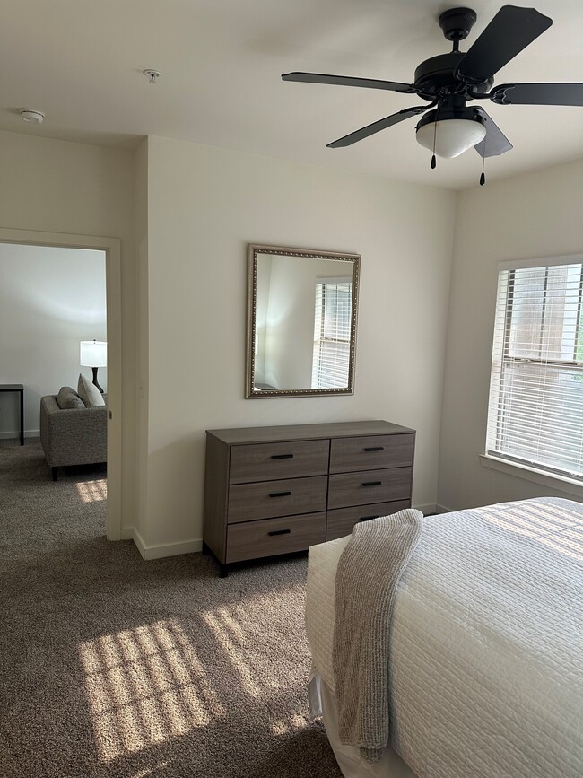 Building Photo - Brookstone Park