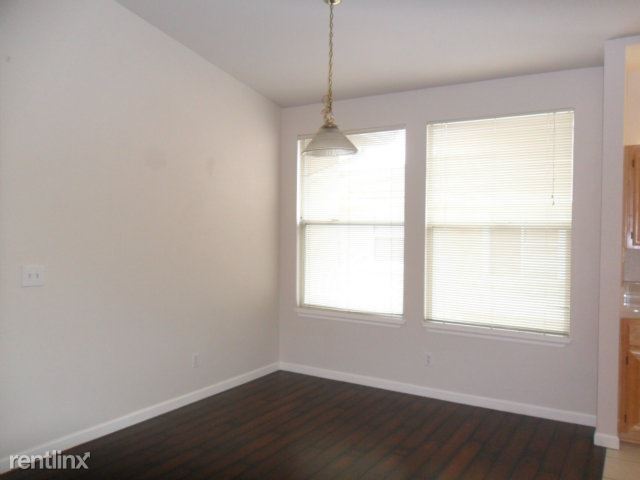 Building Photo - 2 br, 2 bath Townhome - 3336 Midtown Pl
