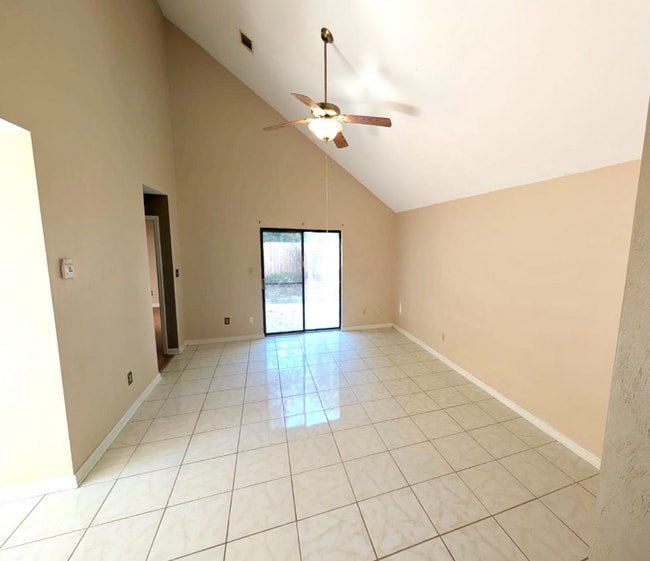 Photo - 1736 Augustine Pl House