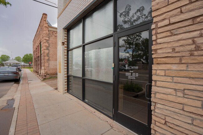 Foto del edificio - 115 N KINSLEY AVE UNIT C, WINSLOW AZ