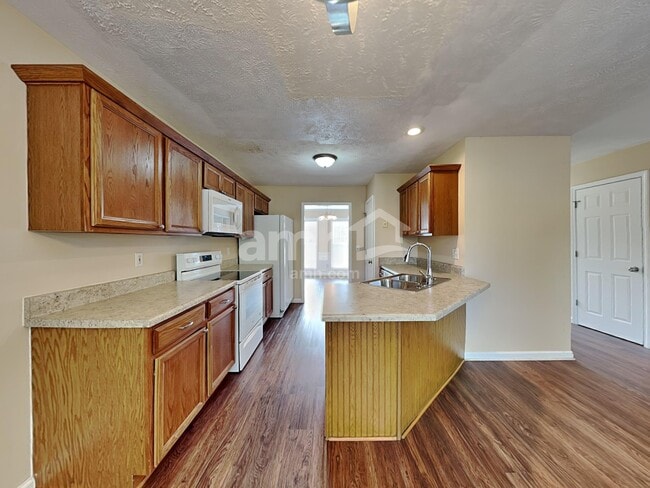 Foto del edificio - 3625 Bentfield Dr