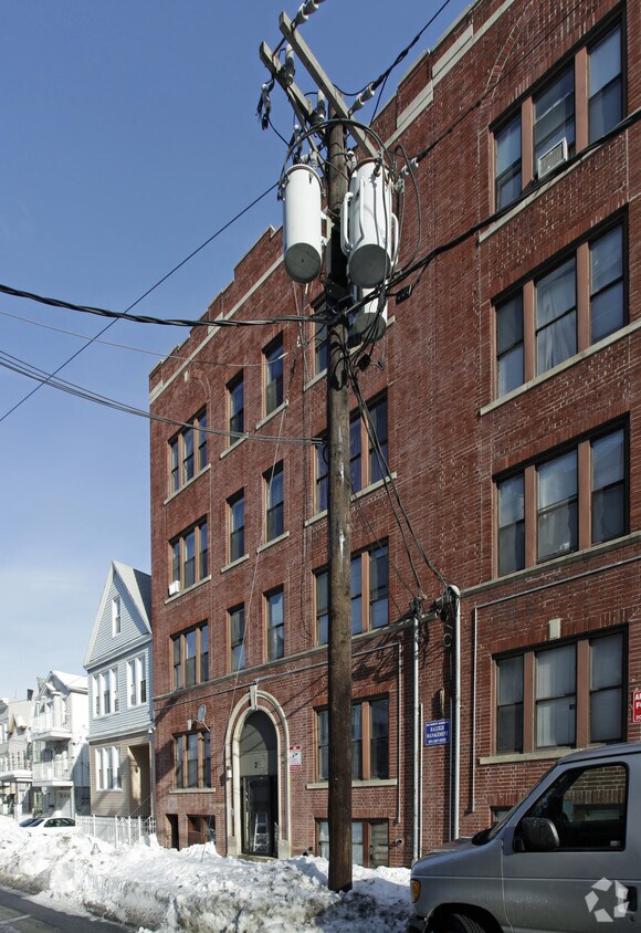 Exterior - 200 Clinton Ave
