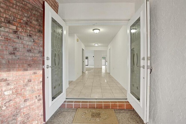 Foto del edificio - 21349 Placida Terrace