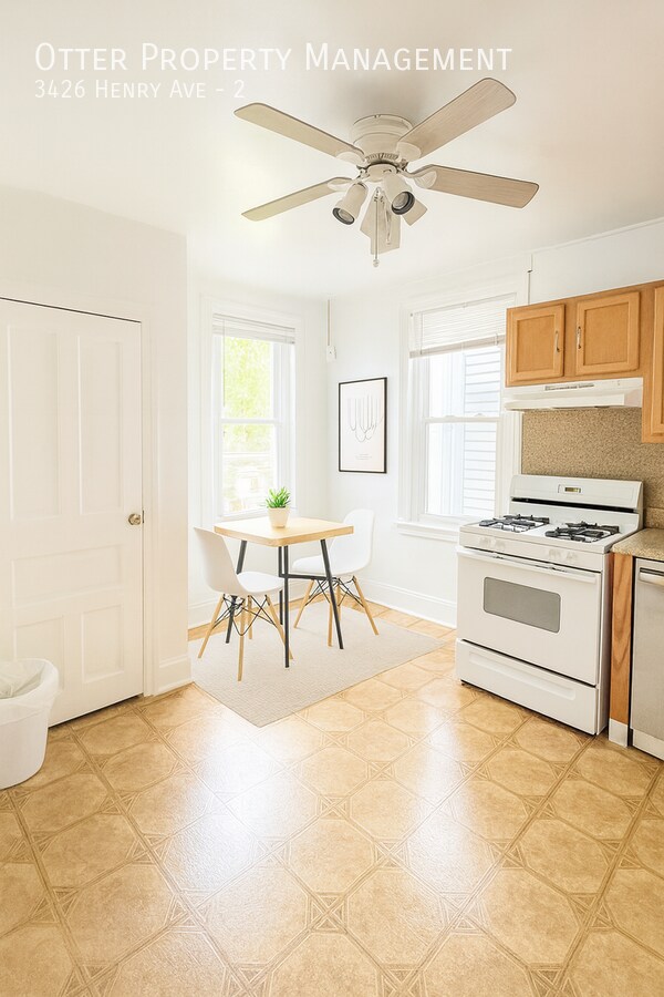 Foto del edificio - 3426 Henry Ave