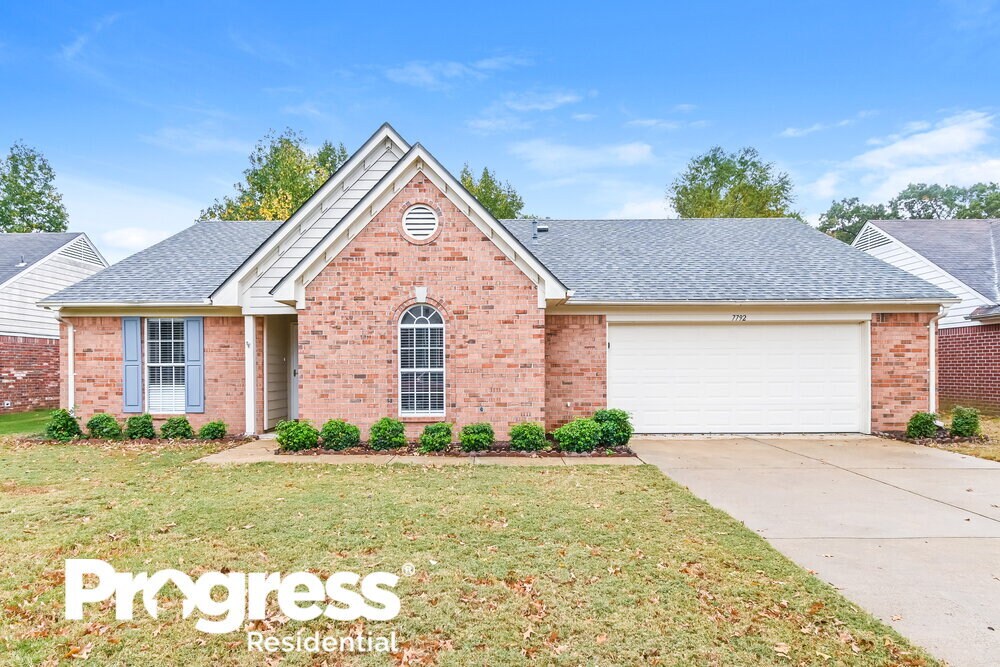 Foto principal - 7792 Sarah Ann Dr S