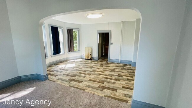 Building Photo - 5 br, 2 bath House - 1114 S Washington