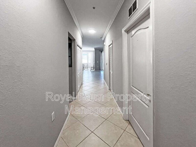 Foto del edificio - 8550 Kingbird Loop