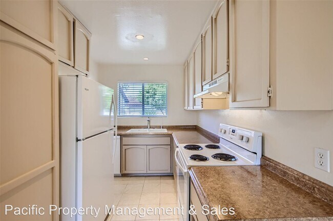 Building Photo - 2 br, 2 bath House - 1758 Pleasantdale Dr.