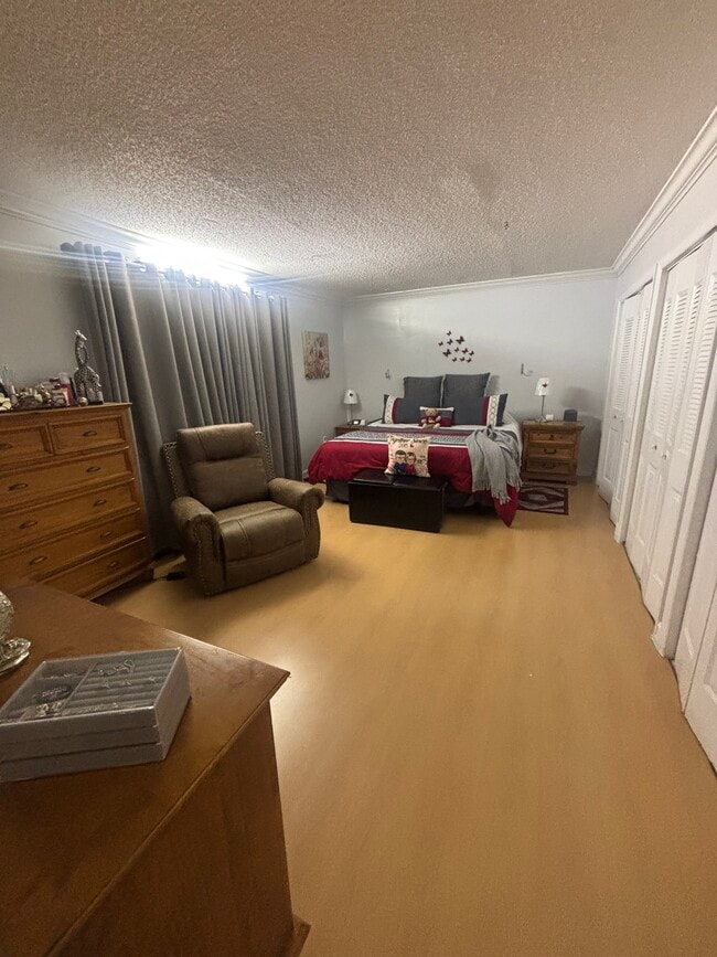 Foto del edificio - 6940 NW 186th St