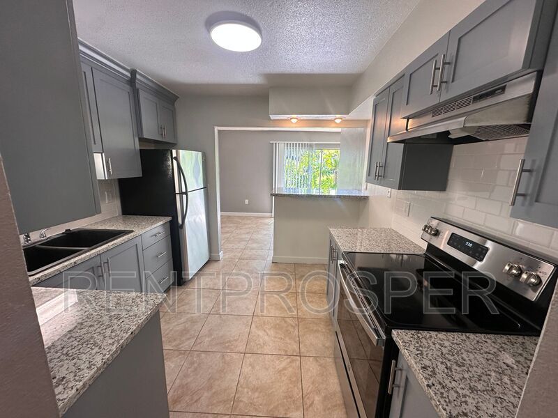 Foto principal - 4411 S. Semoran Blvd