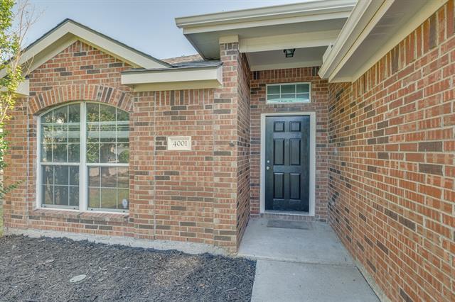 Building Photo - 4001 Rochester Dr