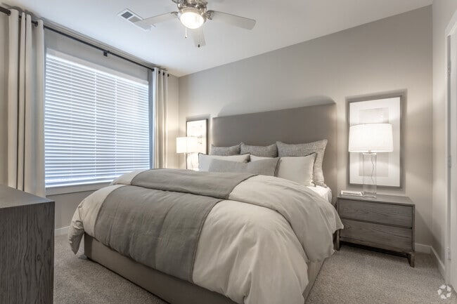 2BR, 1.5BA - 1,072SF - First Bedroom - Territory at 2920