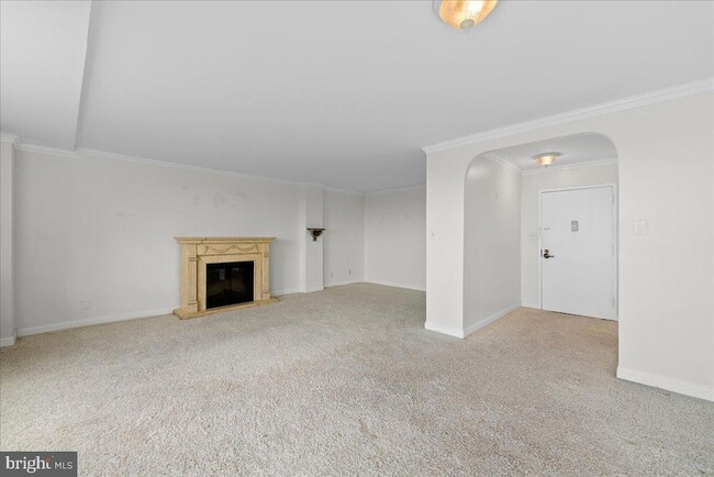 Building Photo - 501 Slaters Ln