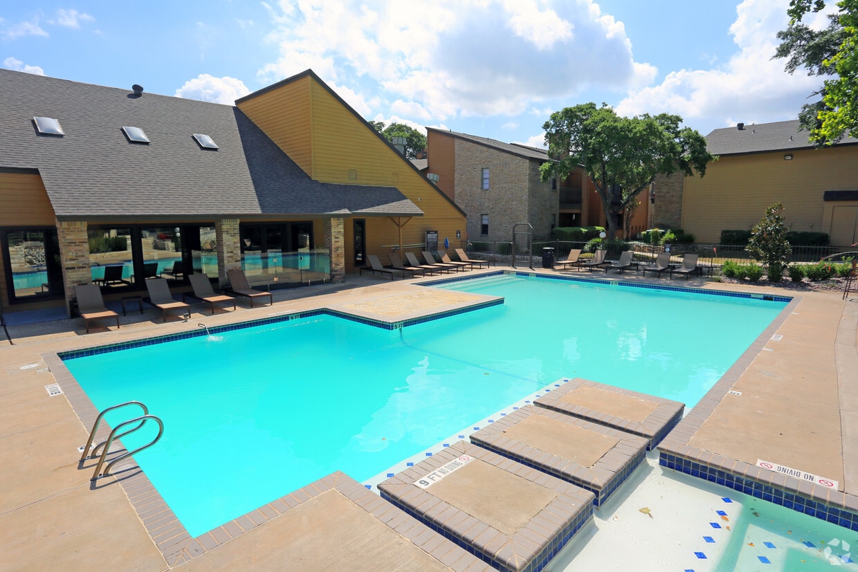 Tuscany Park Apartments San Antonio, TX