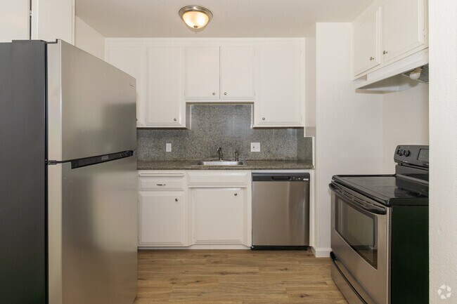 2 habitaciones, 1 baño - 840 pies cuadrados - Cocina - Park Hills Place