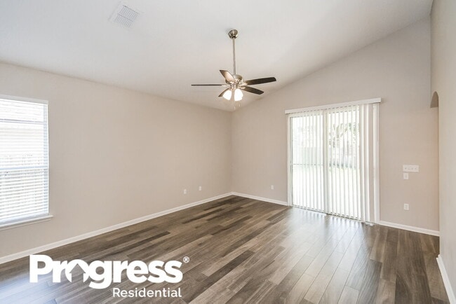 Building Photo - 8070 Welbeck Ln