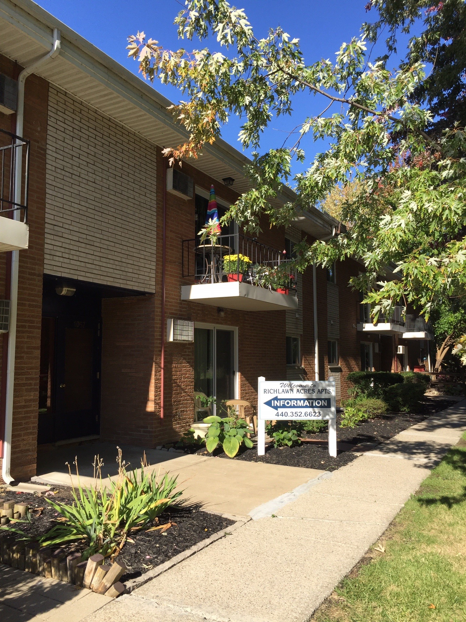 Richlawn Apartments – photo 1 of 25