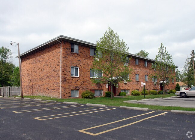 Building Photo - 3141 Tremainsville Rd