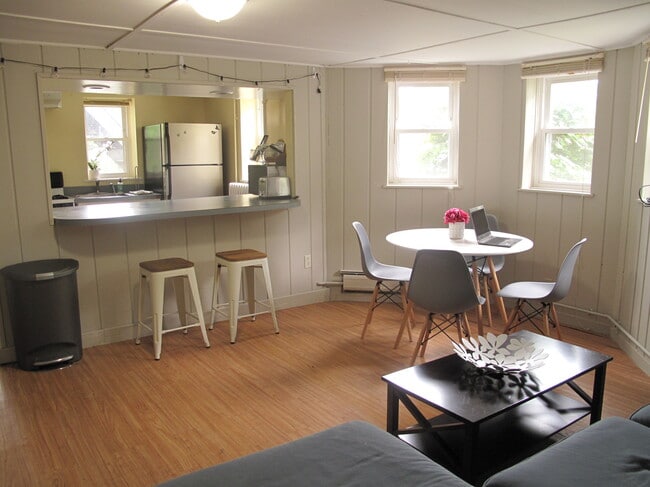 Building Photo - 405 Dryden Rd