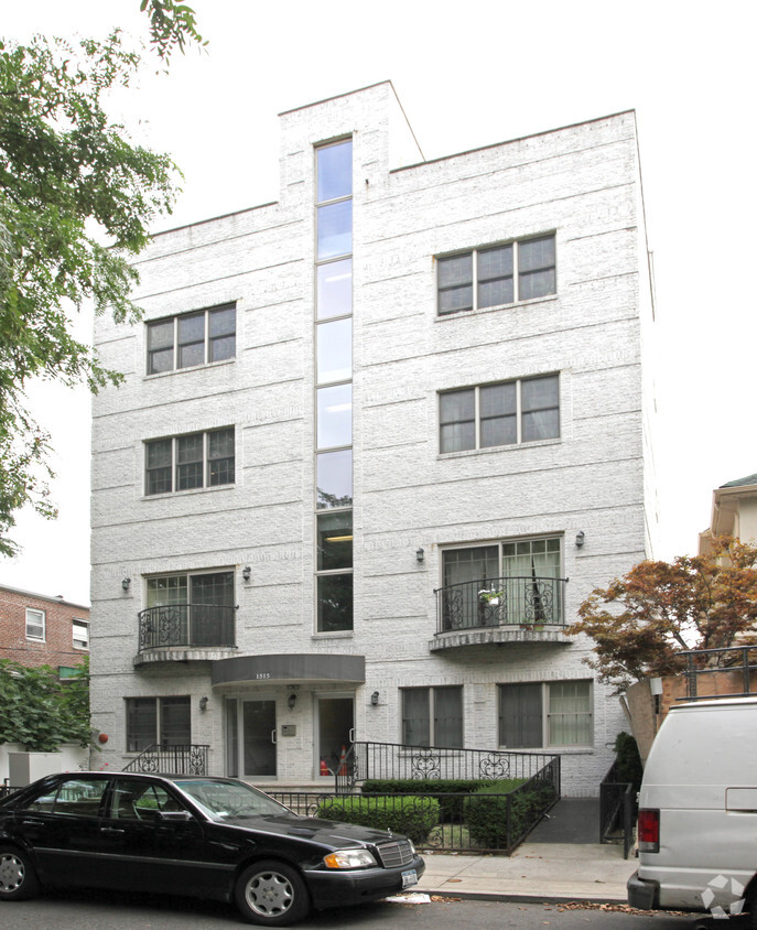 Foto principal - 1515 W 4th St