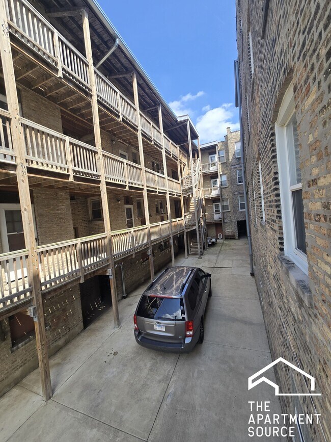 Photo - 7460 N Ashland Blvd Apartment