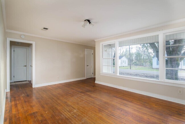 Foto del edificio - 2/1 Close to everything!!