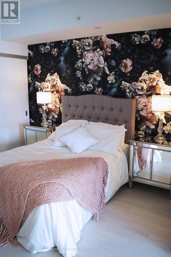 Building Photo - 60 Colborne St