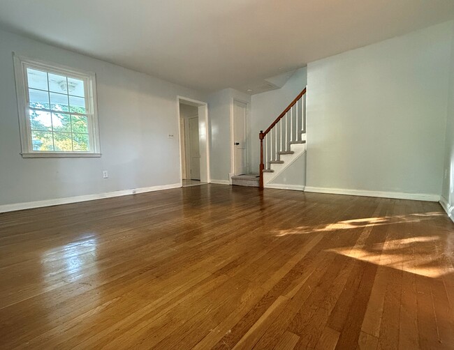 Photo - 5905 Loch Raven Blvd House