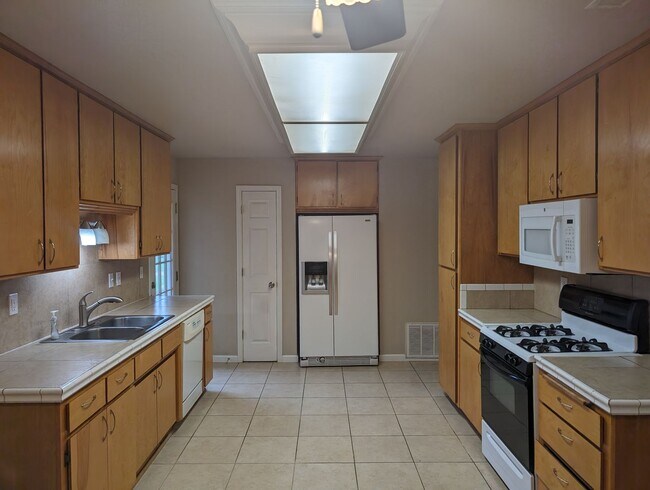 Building Photo - 3861 Hurner Ct