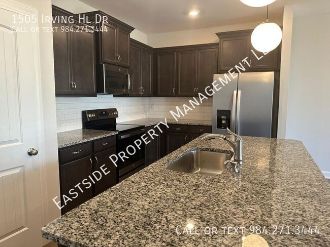 Foto del edificio - 1505 Irving Hl Dr