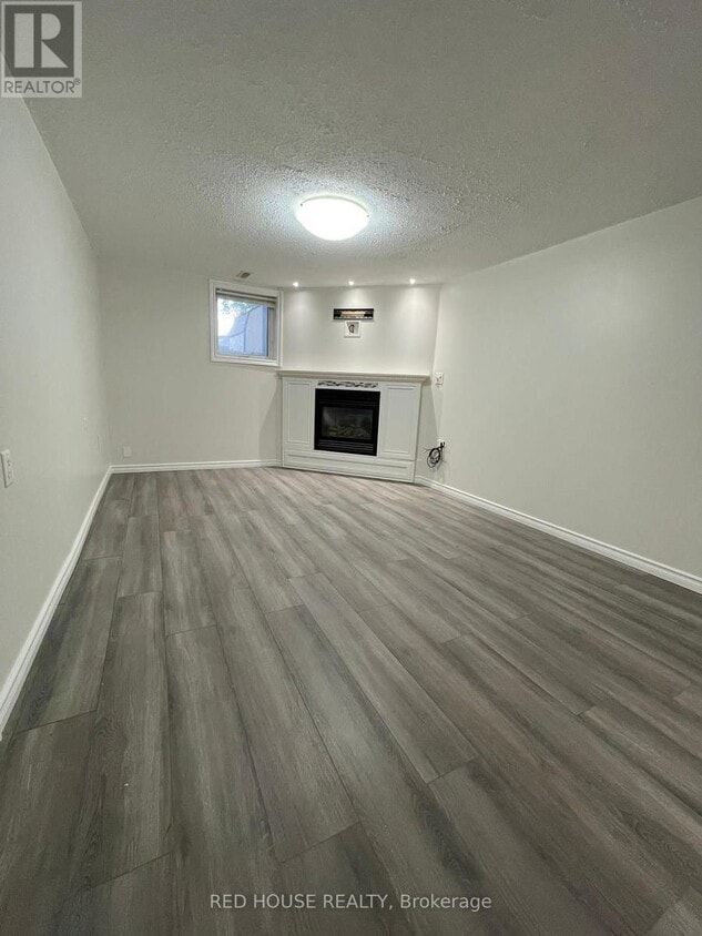 Photo principale - 46 Charlbrook Ave
