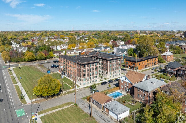Aerial Photo - Bethune Lofts