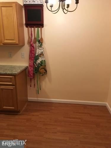 Building Photo - 1 br, 1 bath Condo - 105 North Duke Drive
