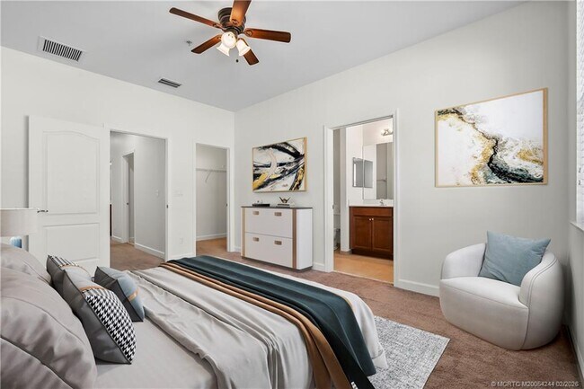 Building Photo - 9512 SW Merlin Ct