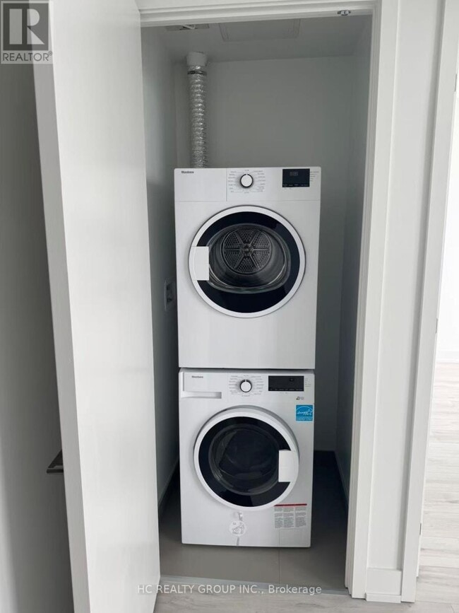 Building Photo - 36 Olive Ave