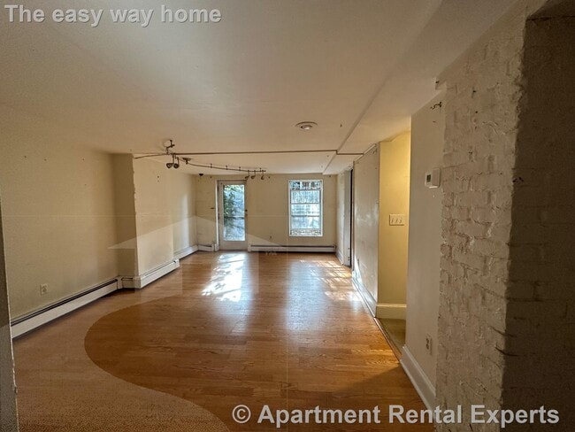 Photo - 14 Yarmouth St Apartment